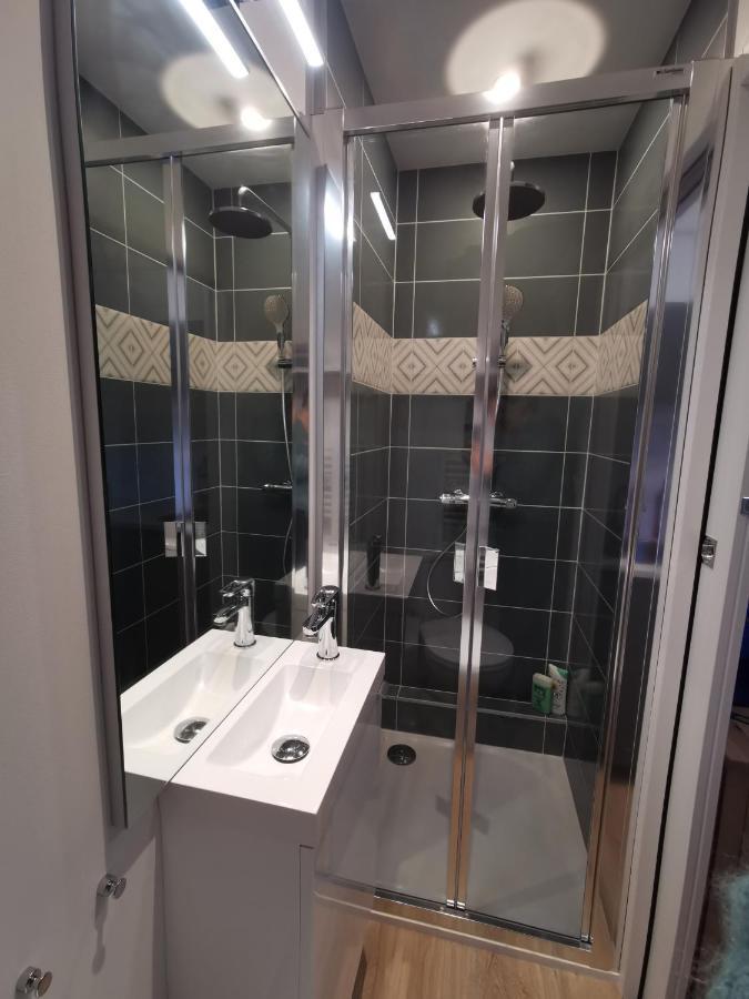 Studio En Duplex Dans Un Hotel Particulier Caen Exterior foto